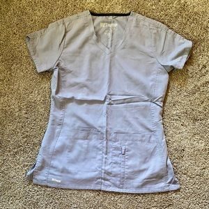 Grey’s Anatomy Active scrub top